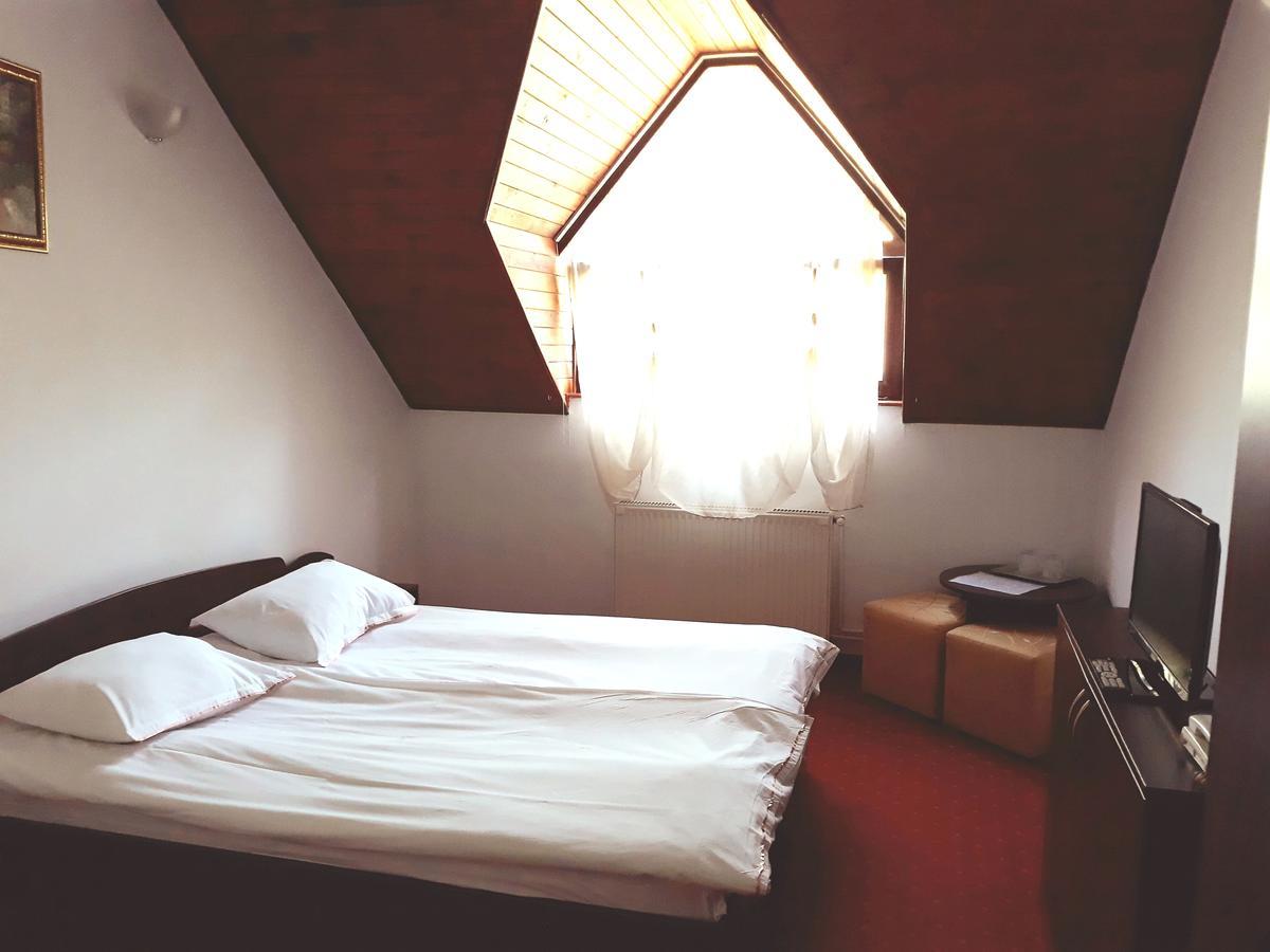 Motel Din Darste Săcele Extérieur photo