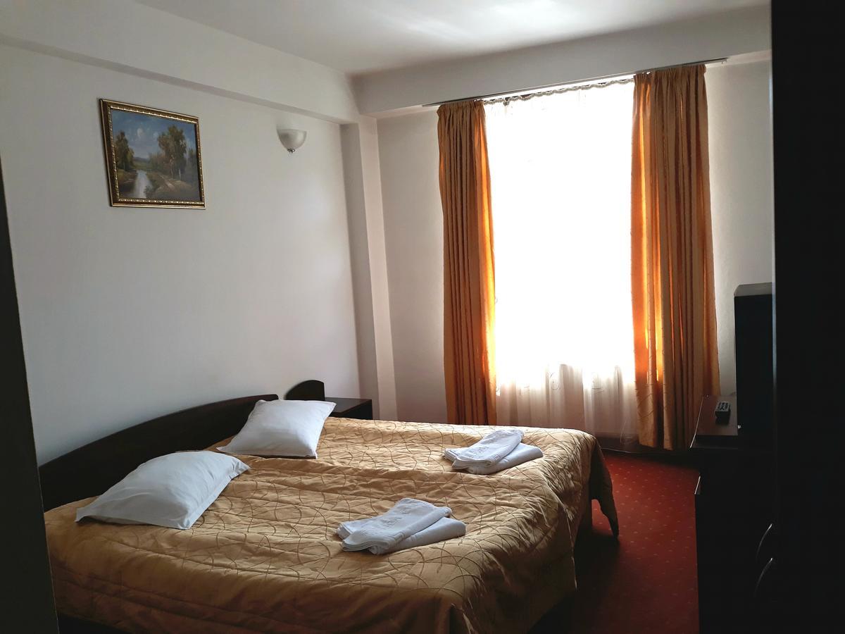 Motel Din Darste Săcele Extérieur photo